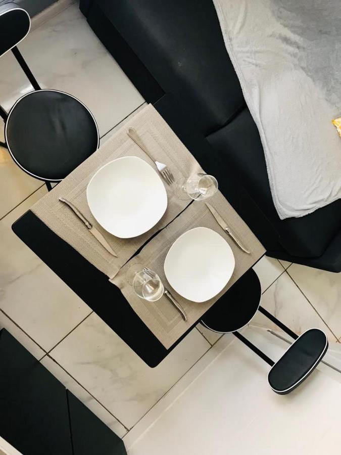Le Nid Abbevillois Apartment แอบบ์วิลล์ ภายนอก รูปภาพ